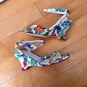 Franco Sarto beautiful Wedge Sandals with Floral Print